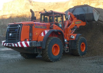 The Doosan DL450-3